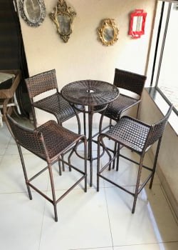 Conjunto Mesa Bistrô Full Junco 4 Banquetas