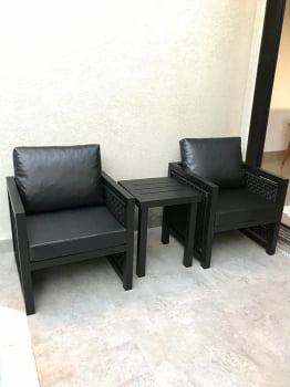 Conjunto Dubai 2 Poltronas e 1 Mesinha apoio ripada